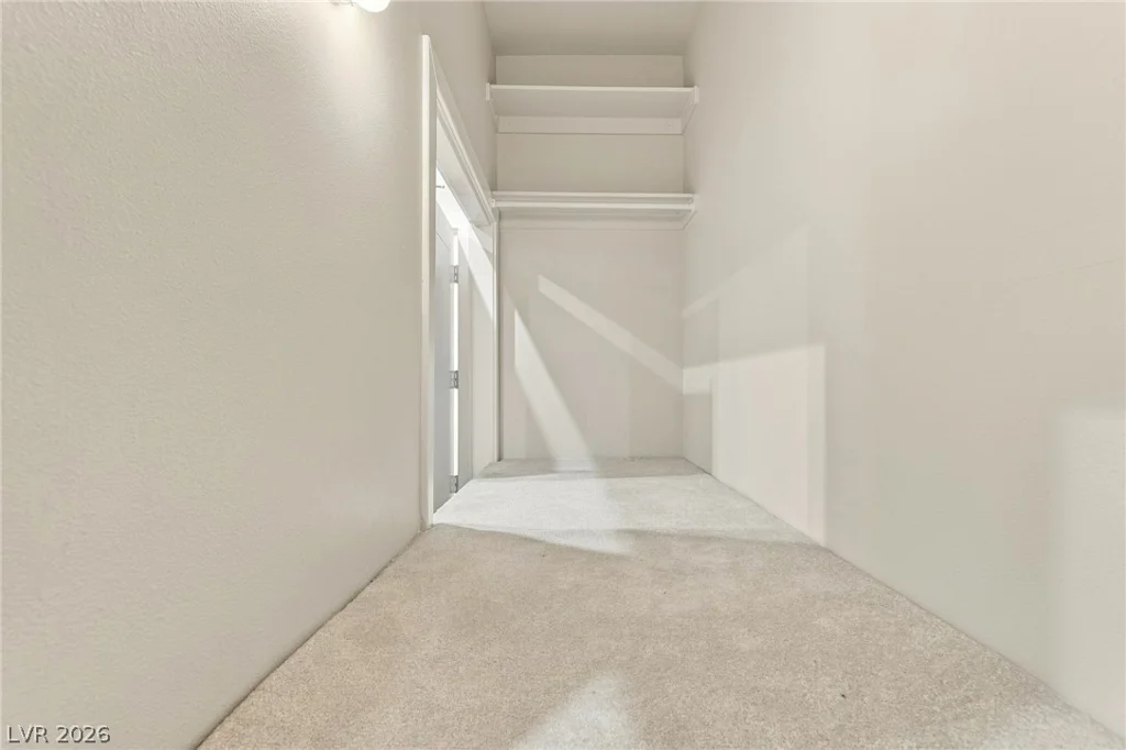 4585 Dean Martin, Las Vegas, NV 89103