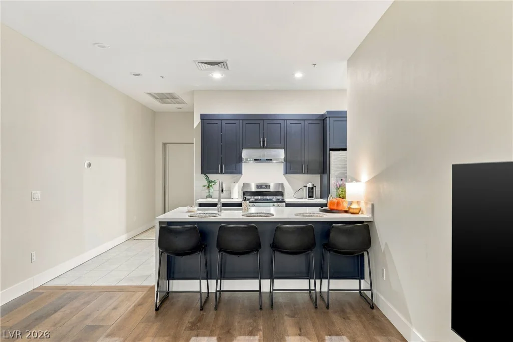 4585 Dean Martin, Las Vegas, NV 89103