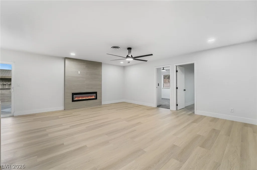 3869 Monthill, Las Vegas, NV 89121