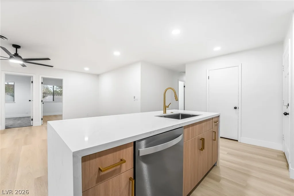 3869 Monthill, Las Vegas, NV 89121