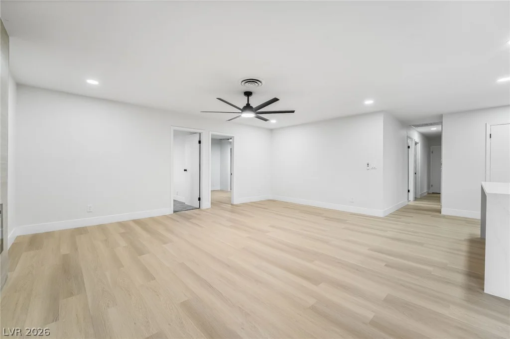 3869 Monthill, Las Vegas, NV 89121