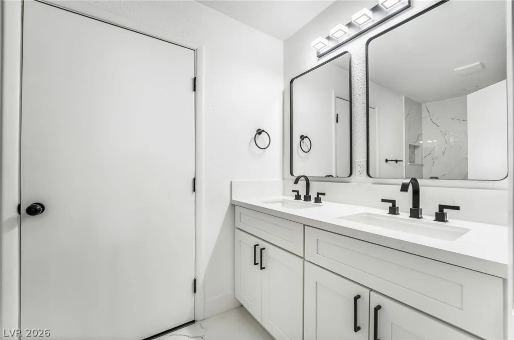 3869 Monthill, Las Vegas, NV 89121