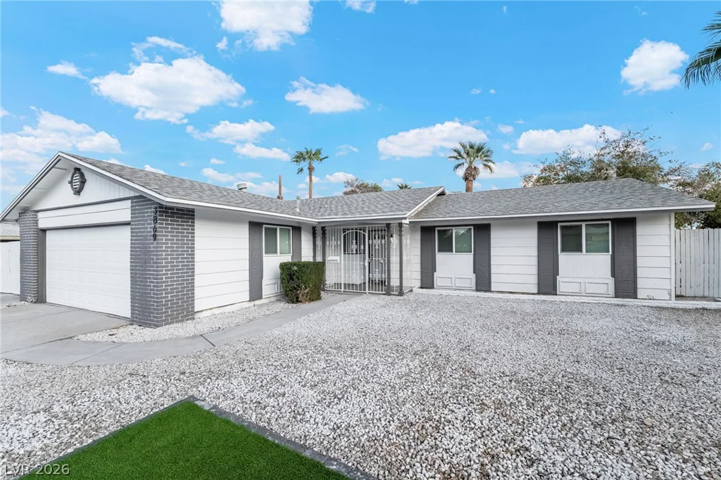 3869 Monthill, Las Vegas, NV 89121