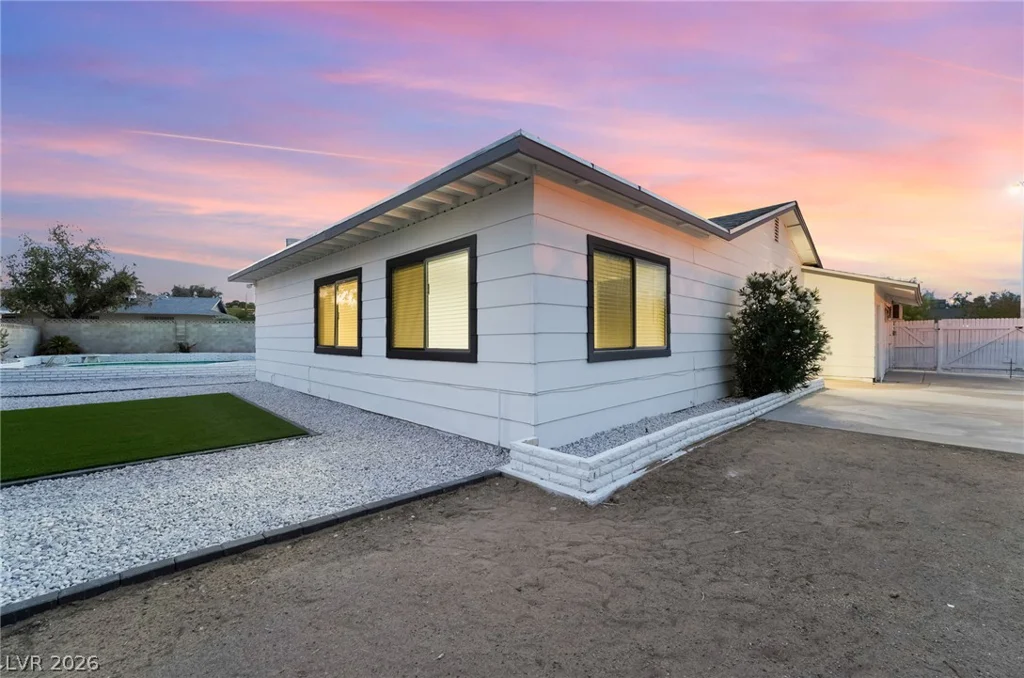 3869 Monthill, Las Vegas, NV 89121