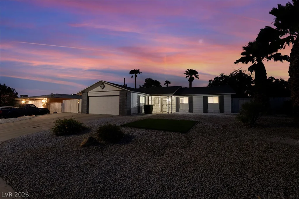 3869 Monthill, Las Vegas, NV 89121