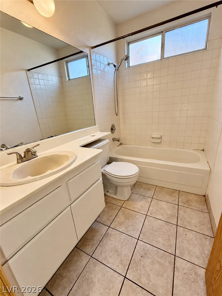 325 Chesapeake, Henderson, NV 89015