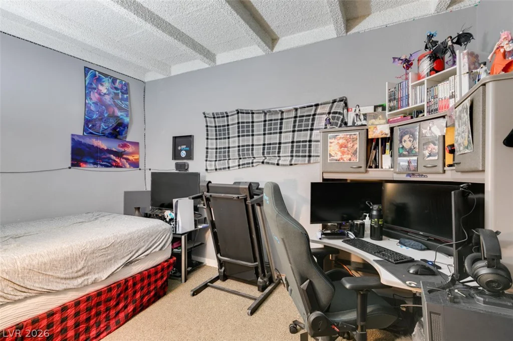 1325 Ardmore, Las Vegas, NV 89104