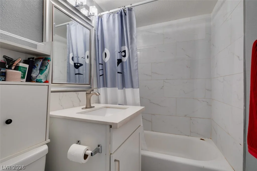 1325 Ardmore, Las Vegas, NV 89104