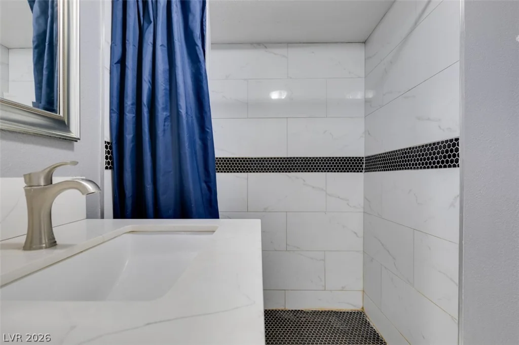 1325 Ardmore, Las Vegas, NV 89104