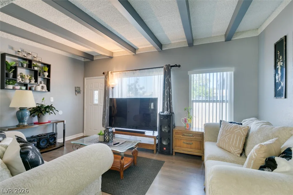 1325 Ardmore, Las Vegas, NV 89104