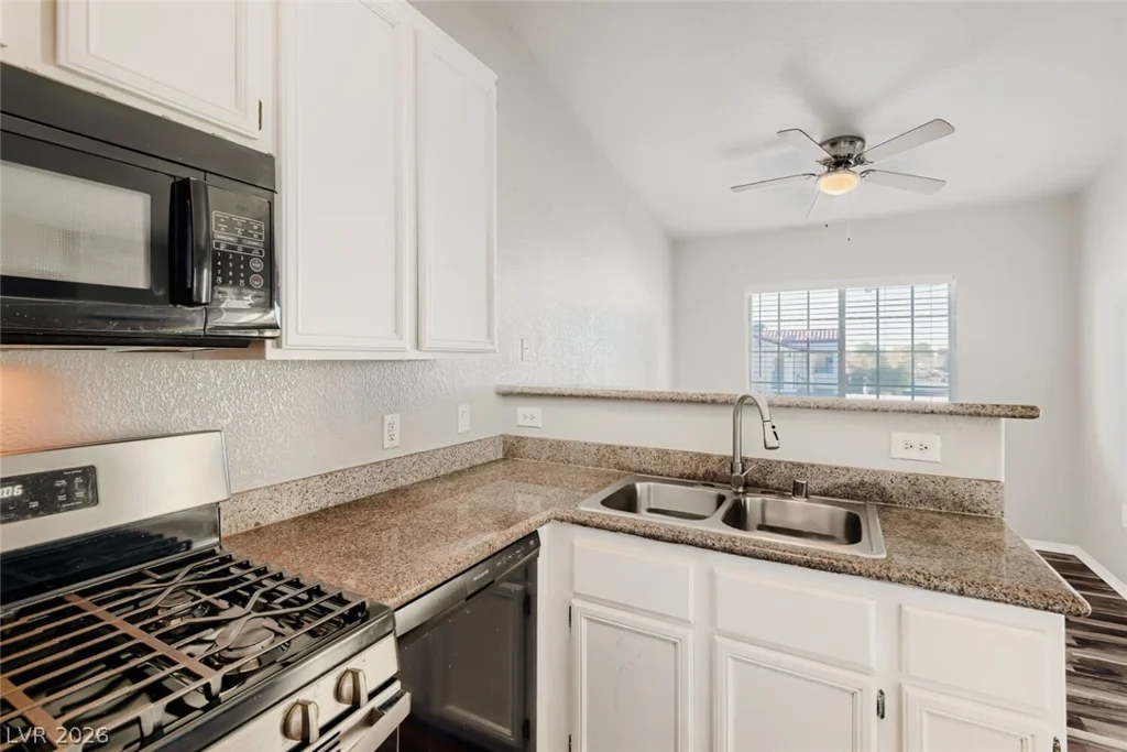 3318 Decatur, Las Vegas, NV 89130