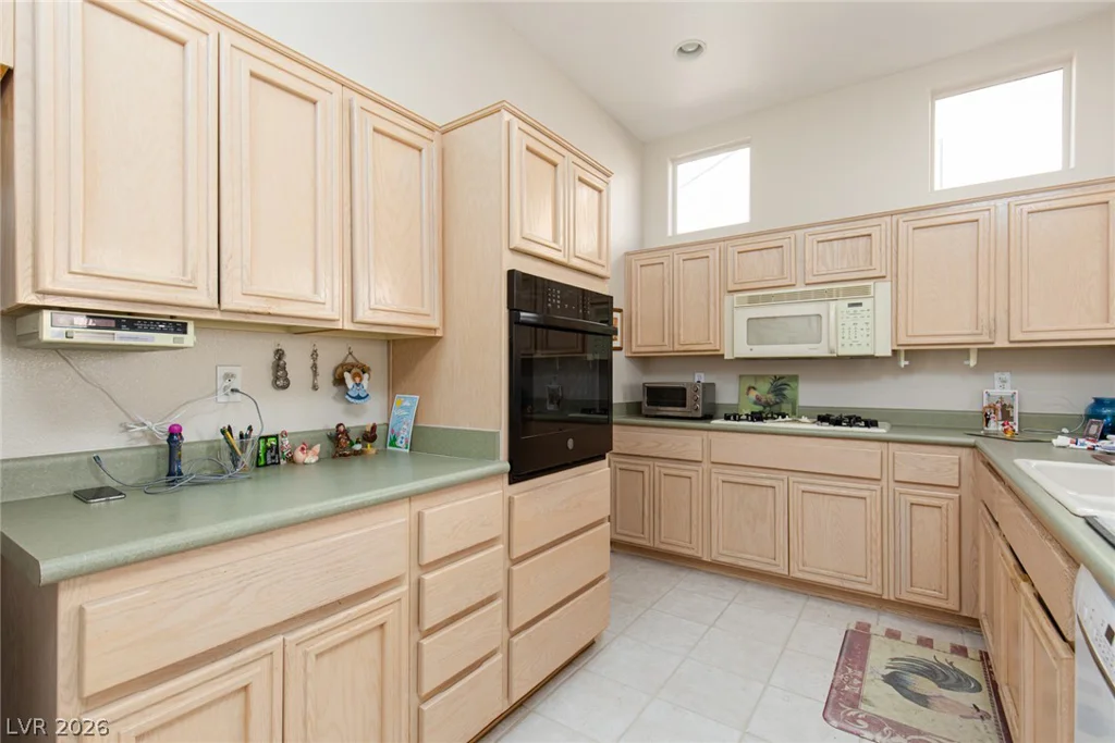 10716 Grand Cypress, Las Vegas, NV 89134