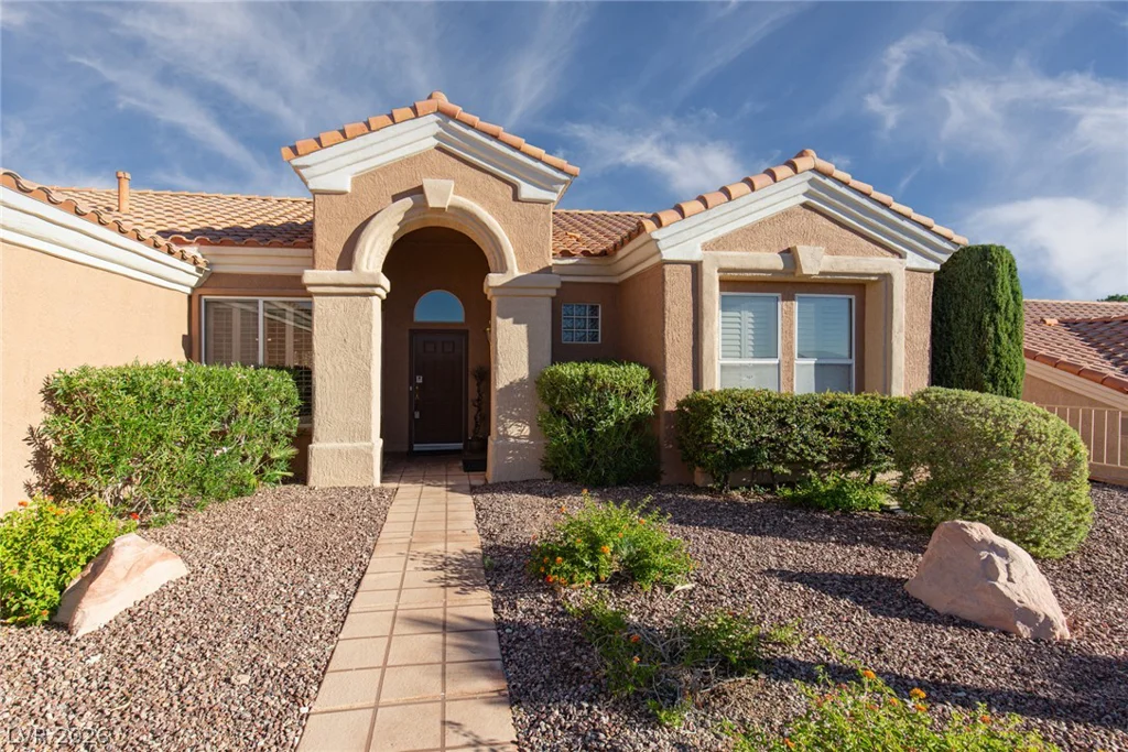 10716 Grand Cypress, Las Vegas, NV 89134