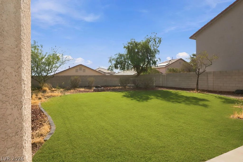 8108 Bronze Treasure, Las Vegas, NV 89143