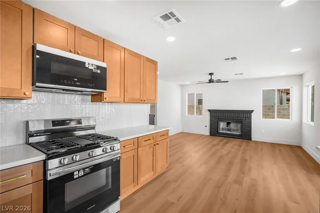 342 Clayton, Henderson, NV 89074