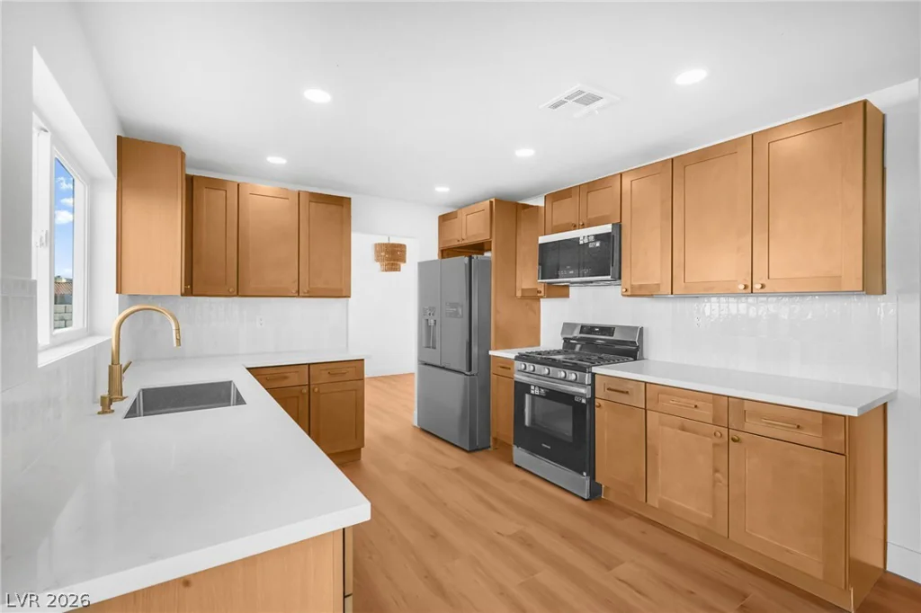 342 Clayton, Henderson, NV 89074