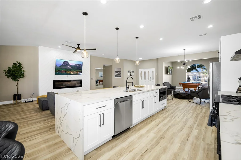 137 La Mirada, Henderson, NV 89015