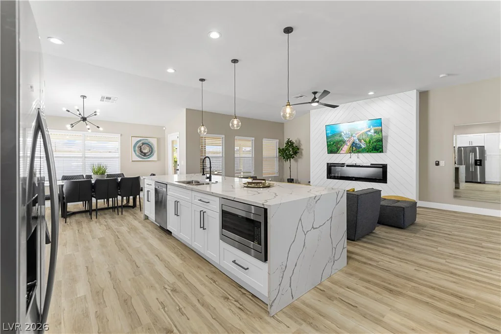 137 La Mirada, Henderson, NV 89015