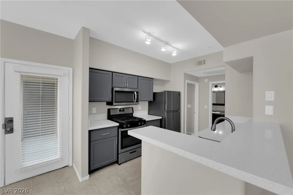 9050 Warm Springs, Las Vegas, NV 89148