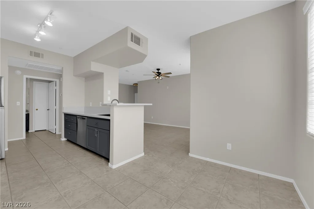 9050 Warm Springs, Las Vegas, NV 89148
