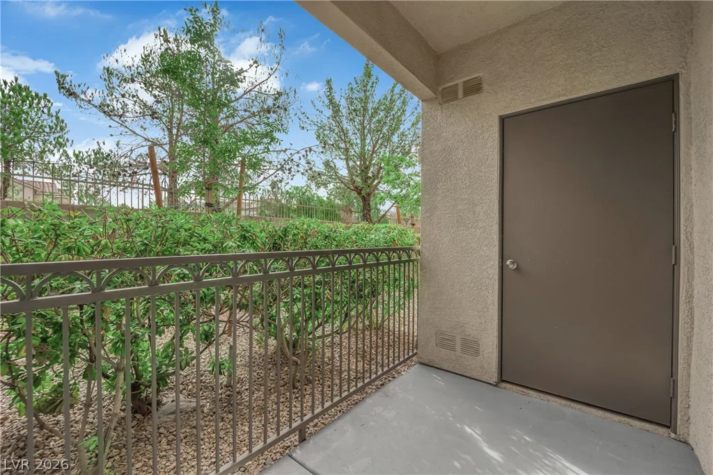 9050 Warm Springs, Las Vegas, NV 89148