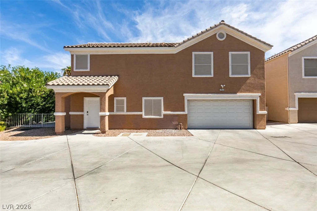 1412 Bow Creek, Las Vegas, NV 89128