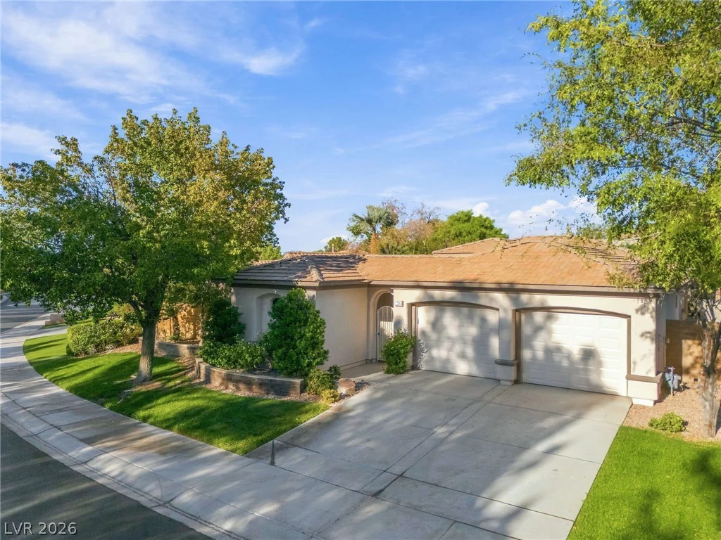 26 Fountainhead, Henderson, NV 89052