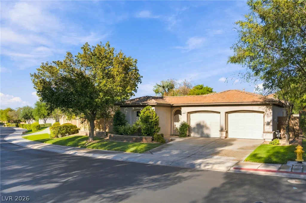 26 Fountainhead, Henderson, NV 89052