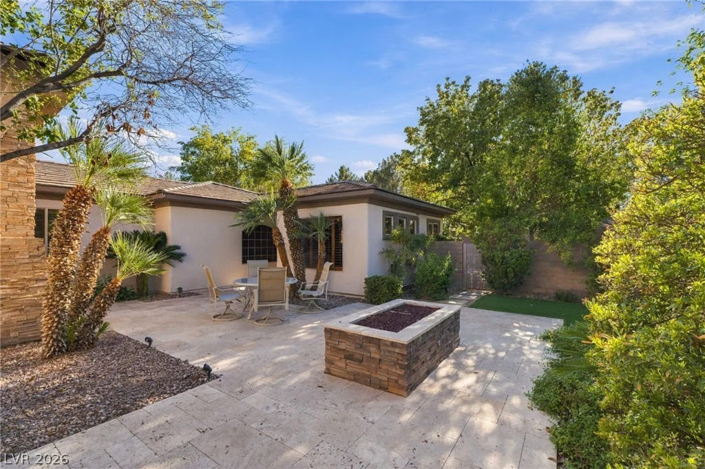 26 Fountainhead, Henderson, NV 89052
