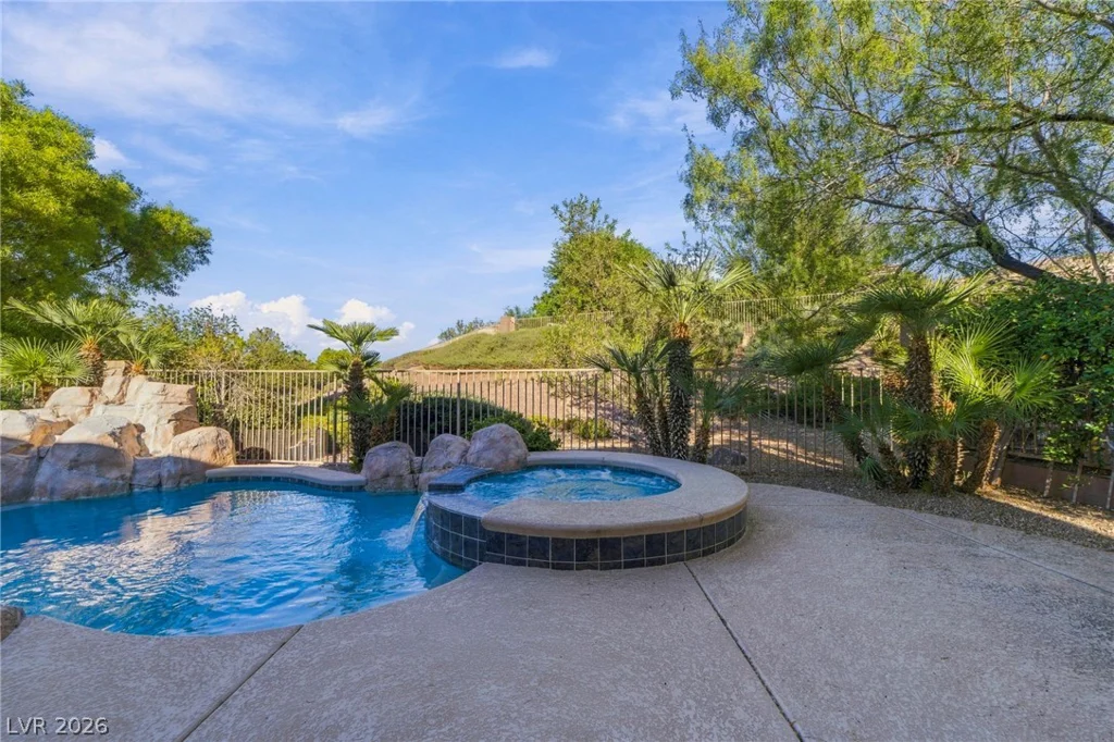 26 Fountainhead, Henderson, NV 89052