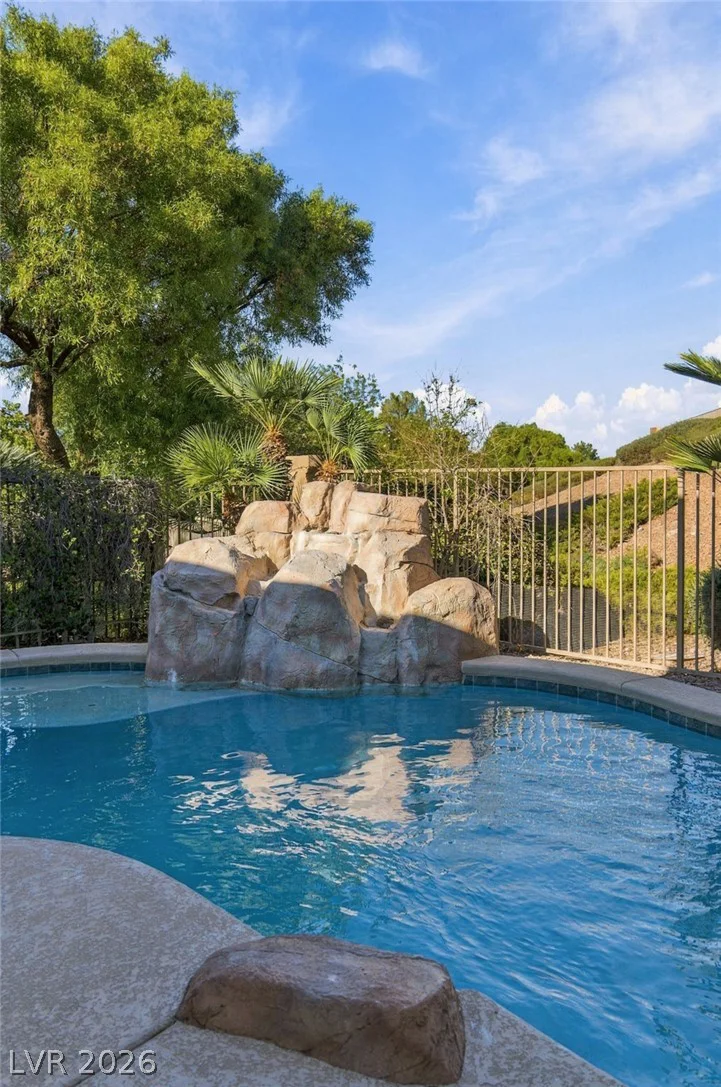 26 Fountainhead, Henderson, NV 89052