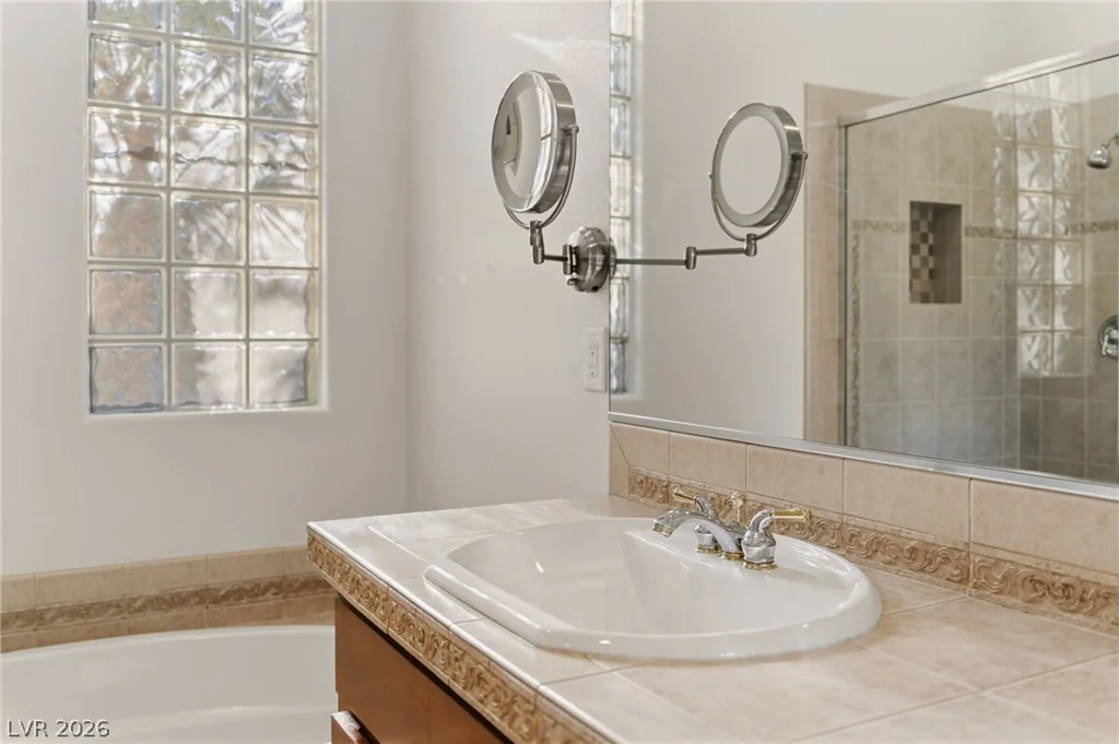 26 Fountainhead, Henderson, NV 89052