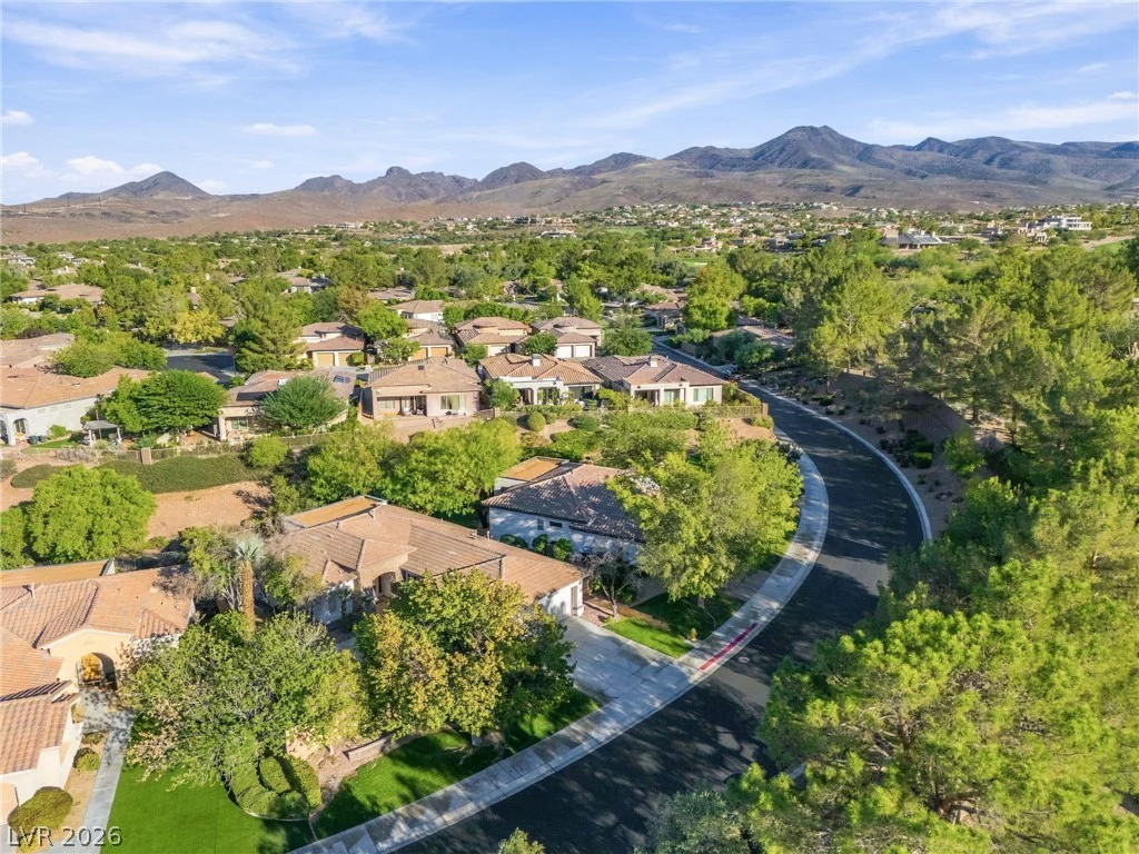 26 Fountainhead, Henderson, NV 89052