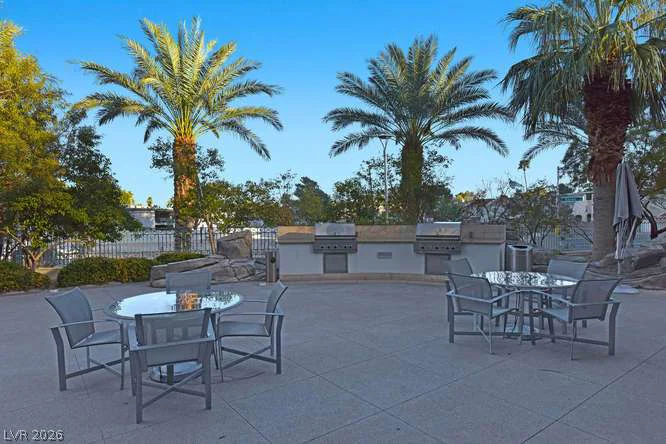 222 Karen, Las Vegas, NV 89109