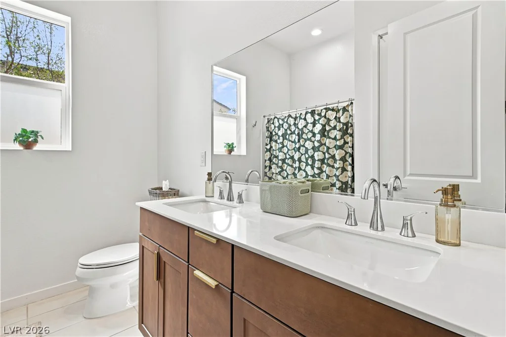 5745 Golden Chase, Las Vegas, NV 89131