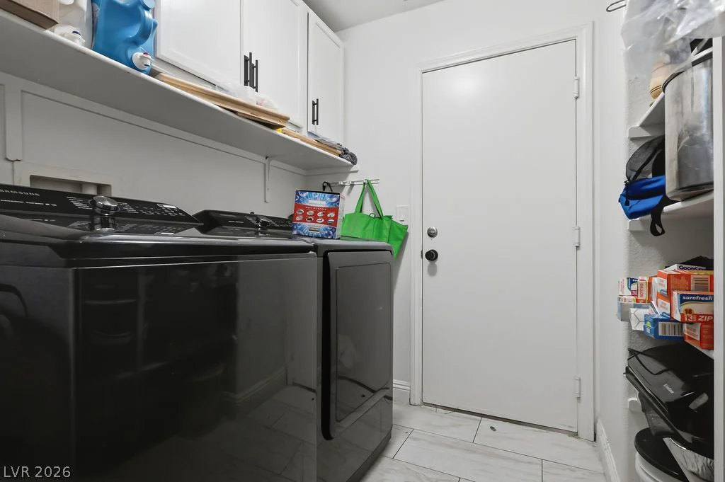 7916 Canyons Park, Las Vegas, NV 89131