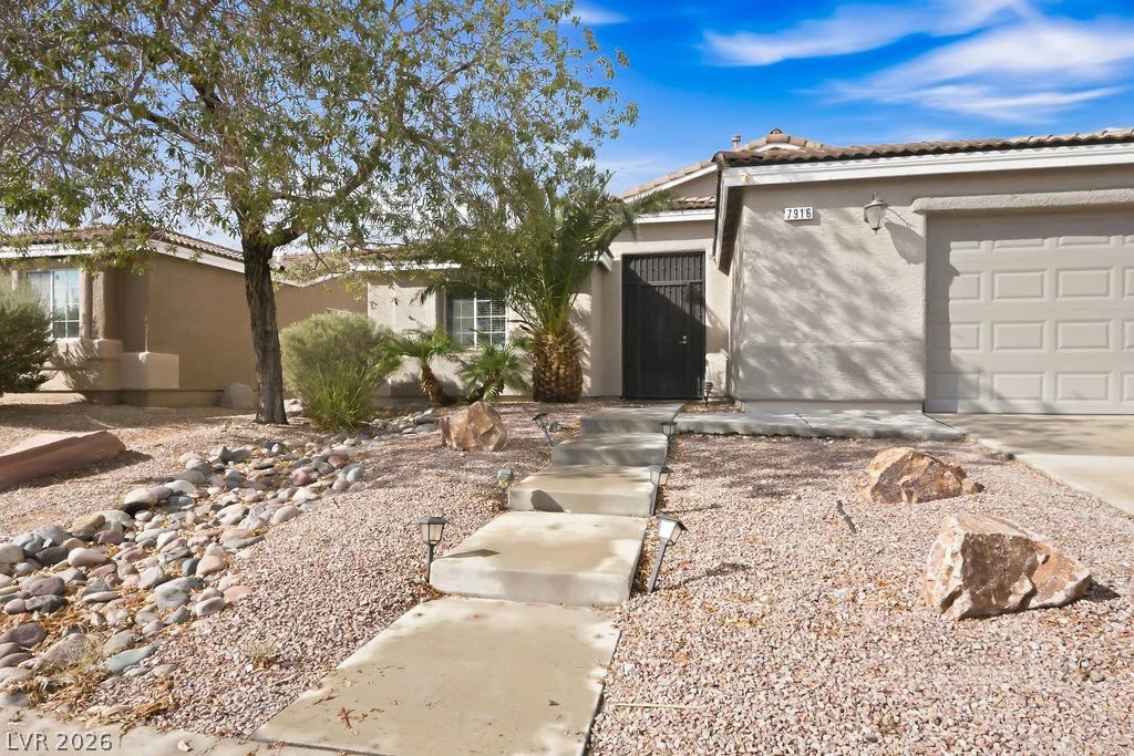 7916 Canyons Park, Las Vegas, NV 89131