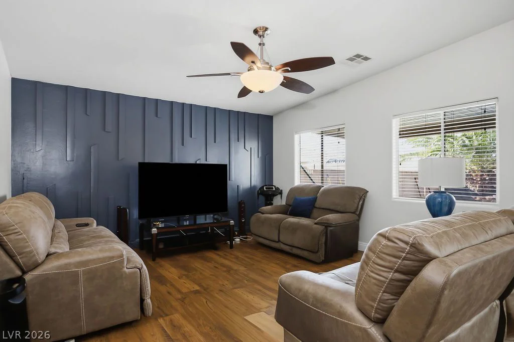 7916 Canyons Park, Las Vegas, NV 89131