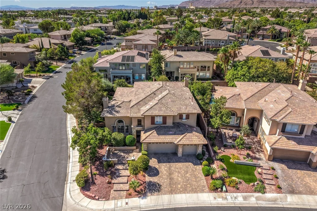 10201 Owls Peak, Las Vegas, NV 89144