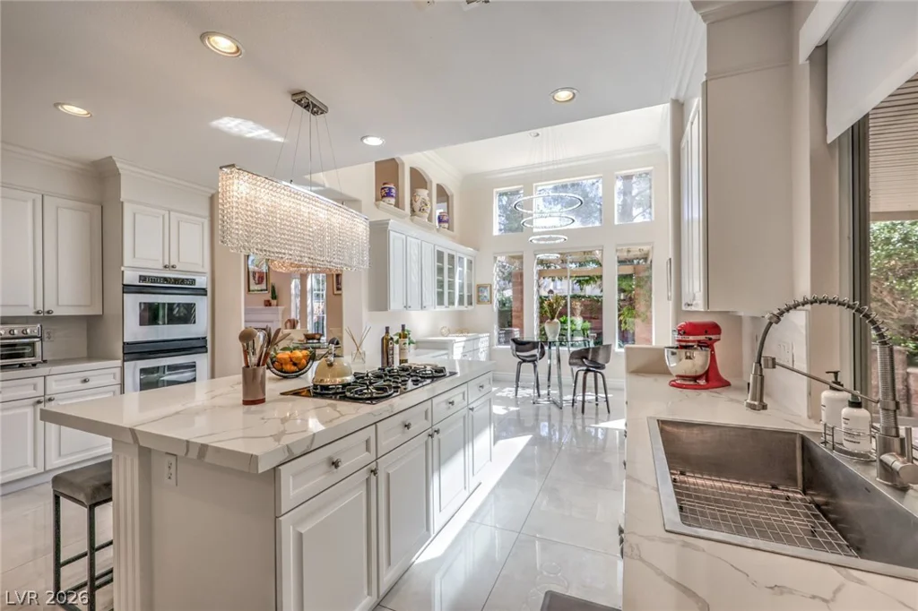10201 Owls Peak, Las Vegas, NV 89144