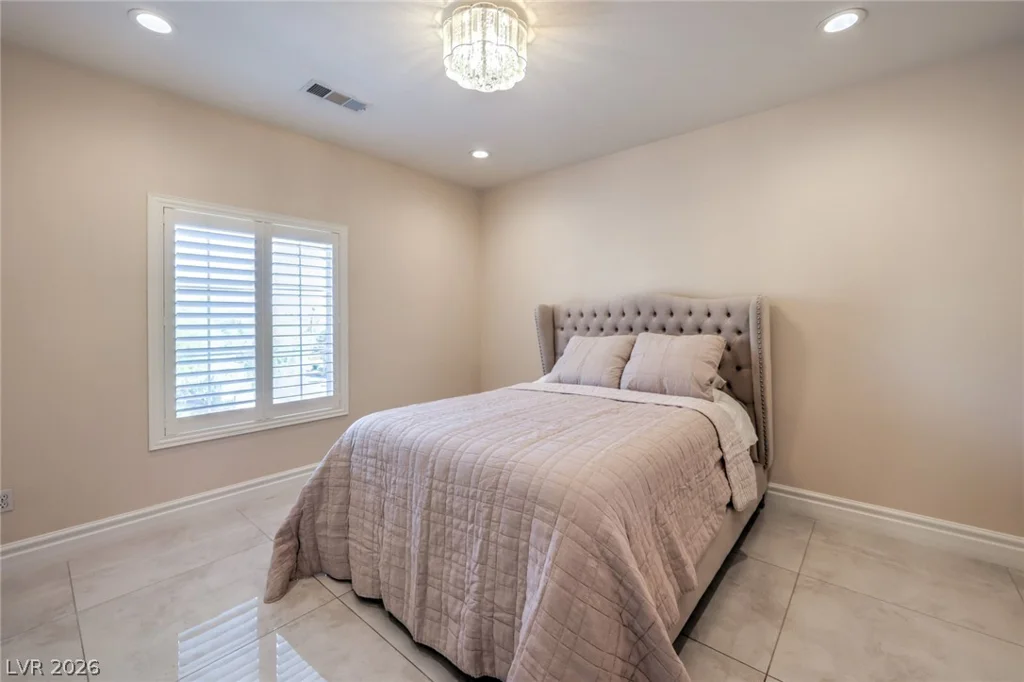 10201 Owls Peak, Las Vegas, NV 89144