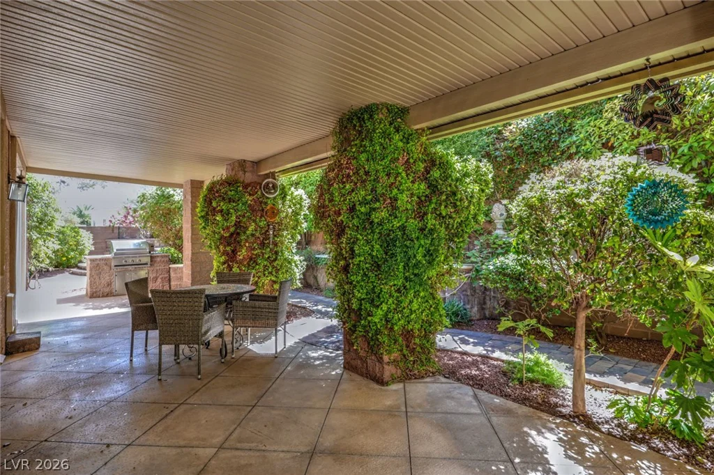 10201 Owls Peak, Las Vegas, NV 89144
