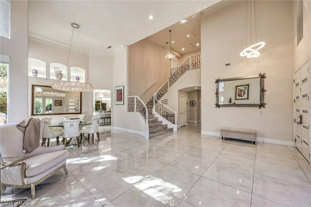 10201 Owls Peak, Las Vegas, NV 89144
