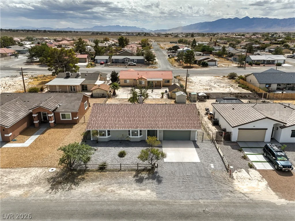 881 Lone Pine, Pahrump, NV 89048