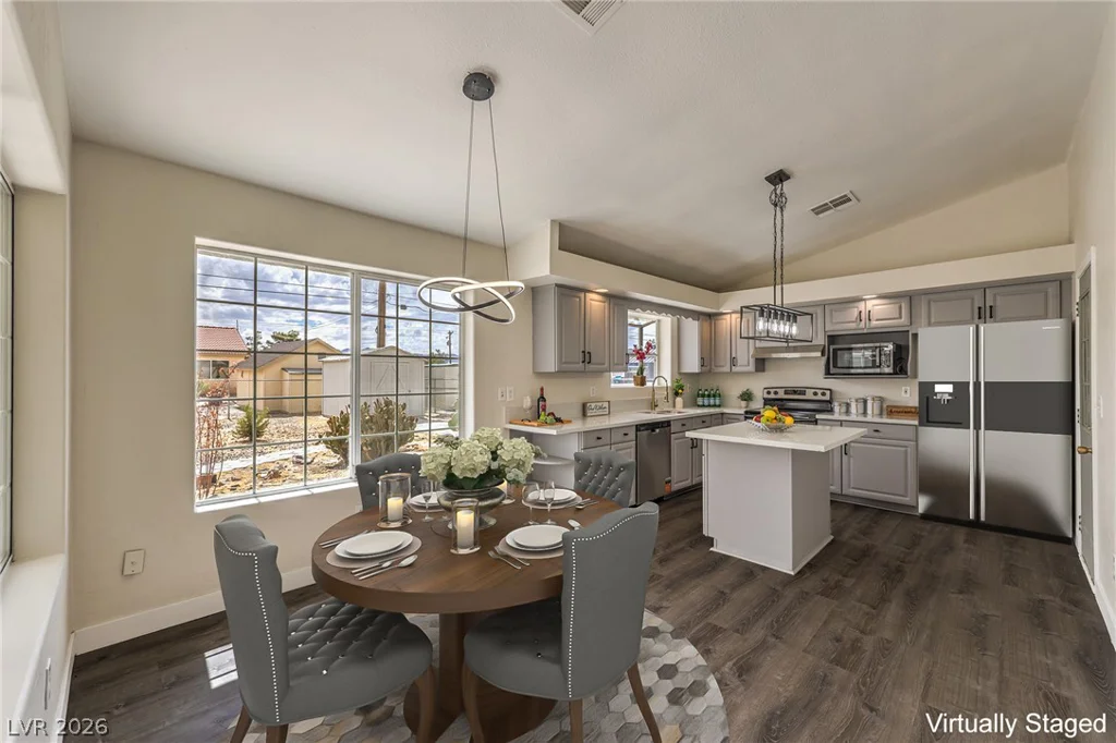 881 Lone Pine, Pahrump, NV 89048