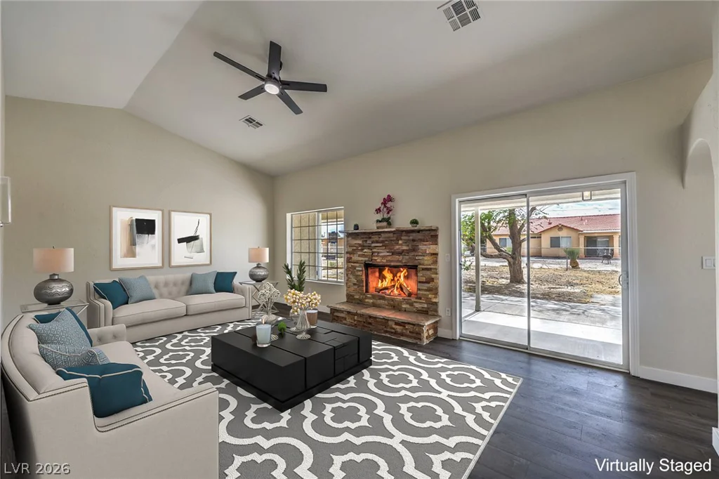 881 Lone Pine, Pahrump, NV 89048