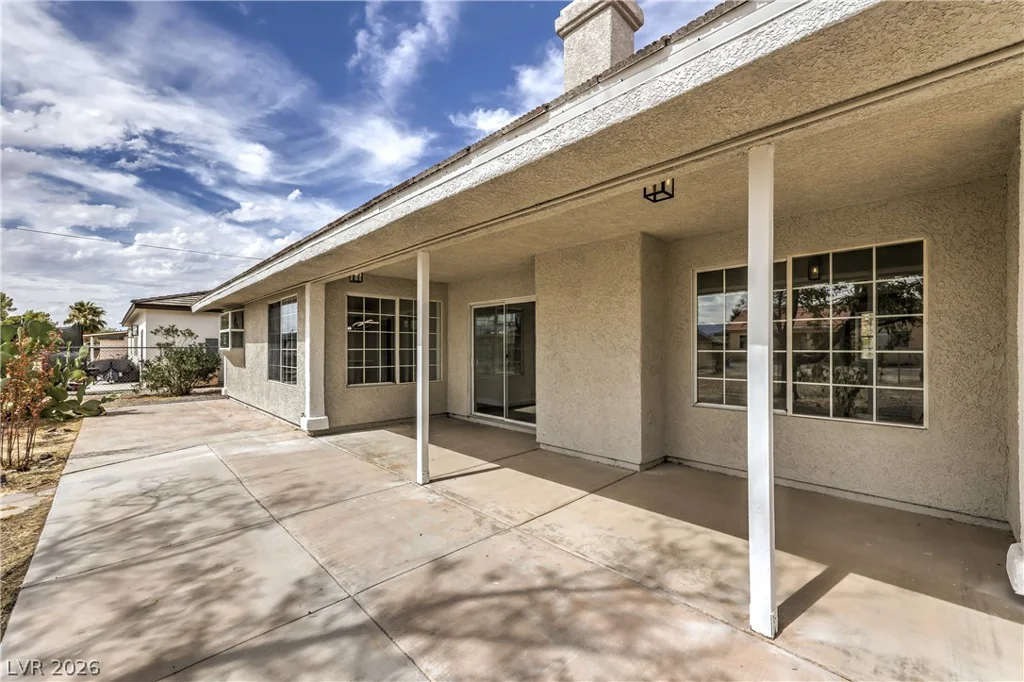 881 Lone Pine, Pahrump, NV 89048