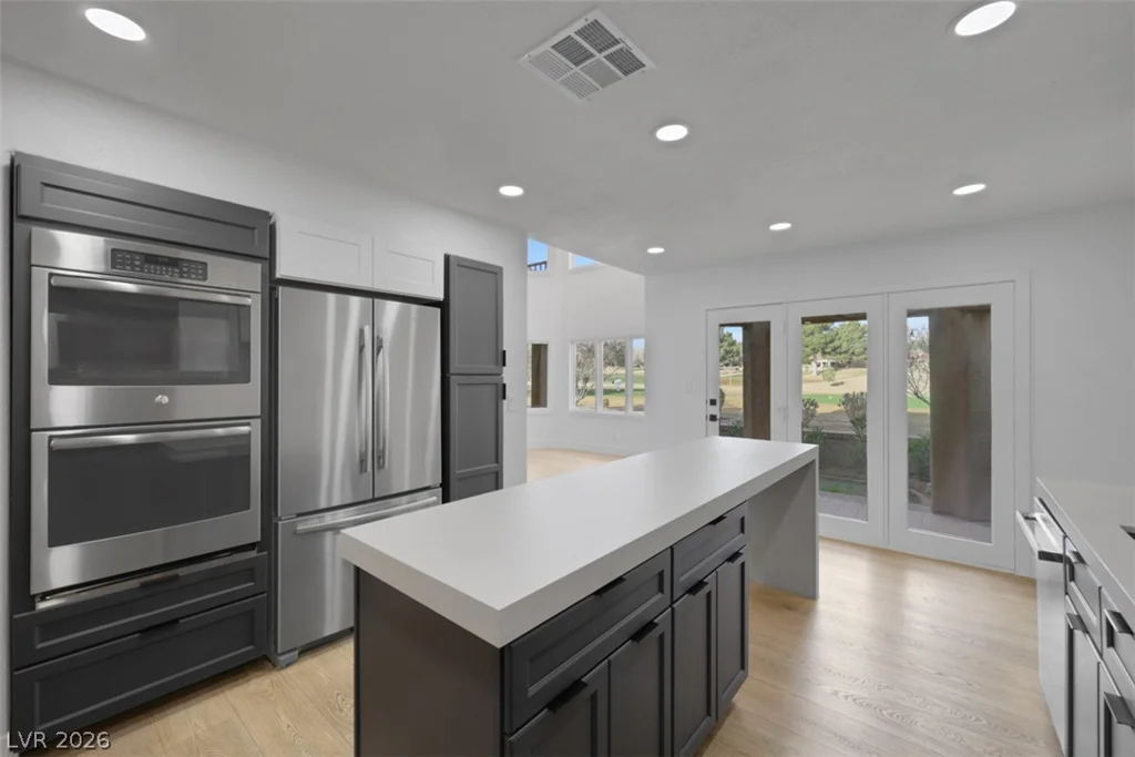 7132 Mission Hills, Las Vegas, NV 89113