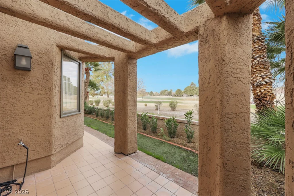 7132 Mission Hills, Las Vegas, NV 89113