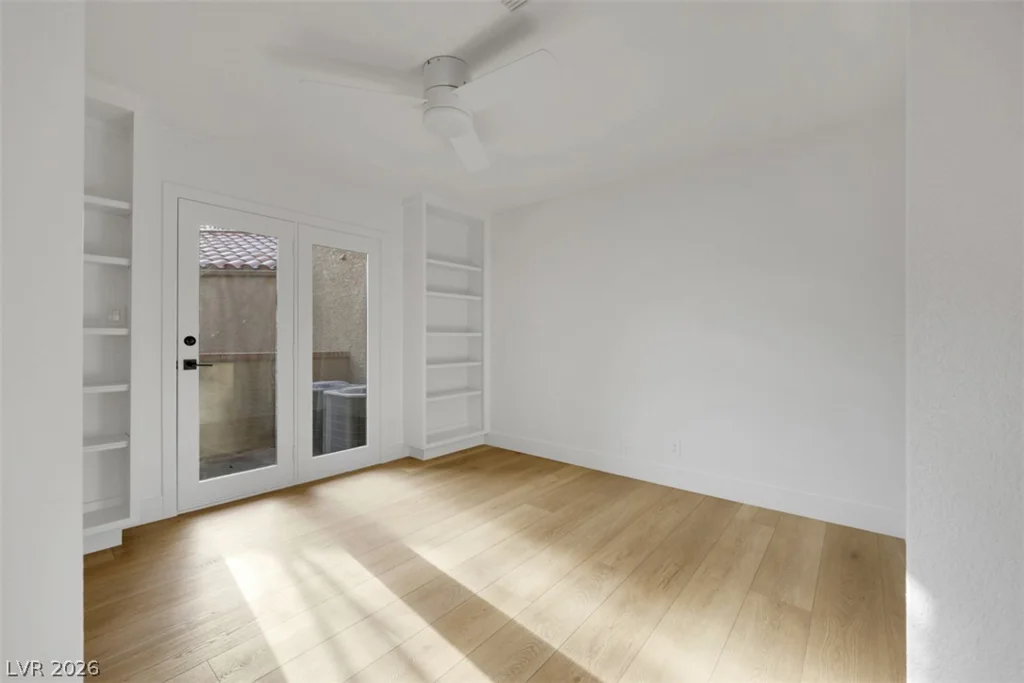 7132 Mission Hills, Las Vegas, NV 89113